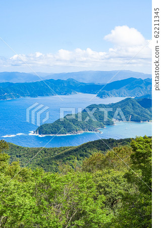 Angel line scenery (view of Tsunegami Peninsula and Tsuruga Peninsula) 62211345