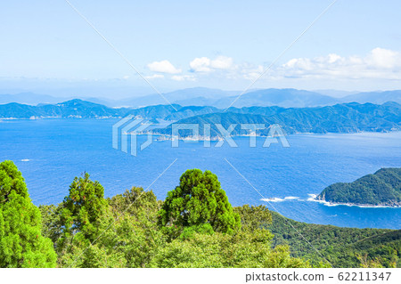 Angel line scenery (view of Tsunegami Peninsula and Tsuruga Peninsula) 62211347