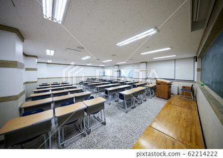 空教室 62214222
