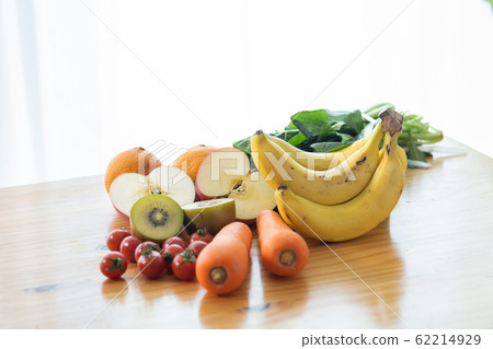Vegetable fruits 62214929