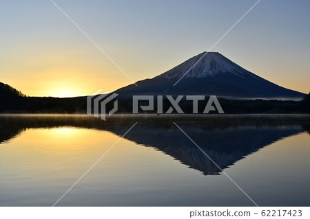 Fuji upside down at Lake Shoji Fuji upside down at Lake Shoji 62217423