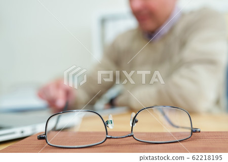 Spectacles of businessman 62218195