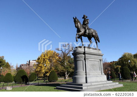 Boston Public Garden 62220163