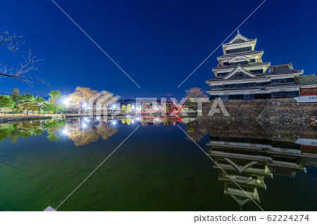 松本城的夜景[長野縣] 62224274