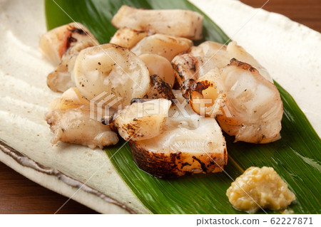 Broiled octopus sashimi 62227871