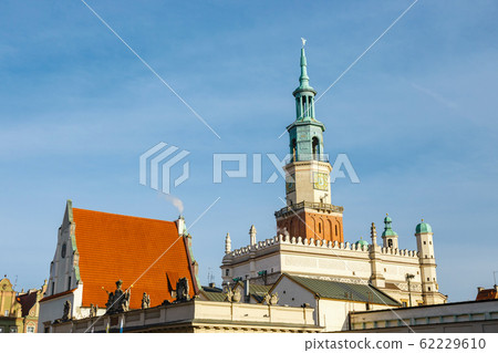 City hall in Poznan old town, Poland 62229610