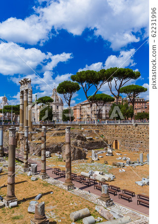 Roman ruins in Rome Italy Roman ruins in Rome Italy 62231996