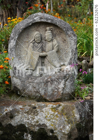 Nogura's couple Jizo, who became the best in Japan on the poster of JR Discover Japan in the Showa period (Nogura's couple Dosojin) 62232676