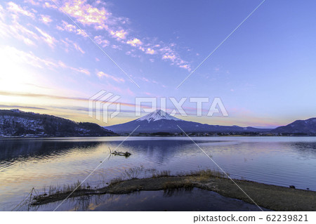 Mt. Fuji from Kawaguchiko, Yamanashi Prefecture Mt. Fuji from Kawaguchiko, Yamanashi Prefecture 62239821
