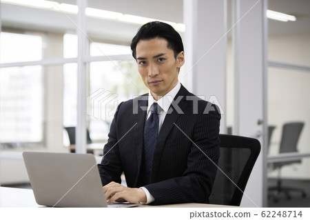 商務人士 商人 男性白領 62248714