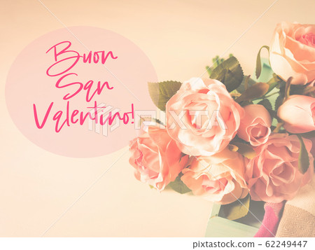 Happy valentines day in italian card with roses 62249447
