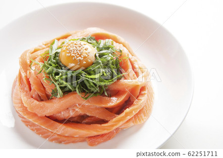 Salmon noodles Salmon noodles 62251711