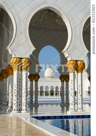 謝赫·扎耶德大清真寺（阿聯酋） 62252903