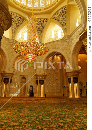 Sheikh Zayed Grand Mosque (UAE) Sheikh Zayed Grand Mosque (UAE) 62252914