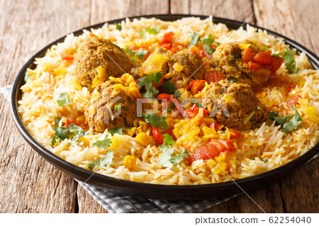 Kofta Chalao Stewed meat balls in spicy sauce with 62254040