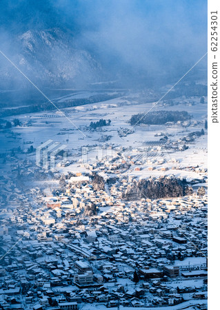 Snow country (winter morning) Snow country (winter morning) 62254301