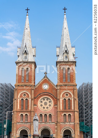 越南胡志明市的西貢大教堂 62256038