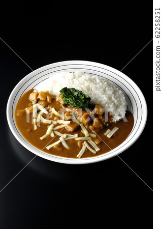 Spinach cheese curry 62258251