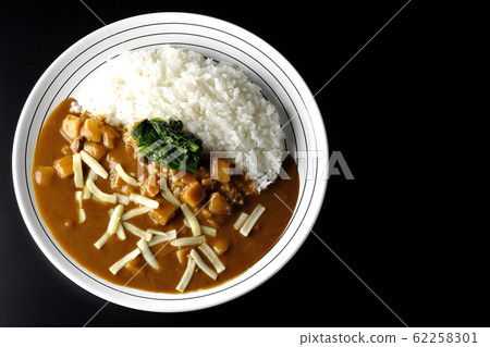 Spinach cheese curry 62258301