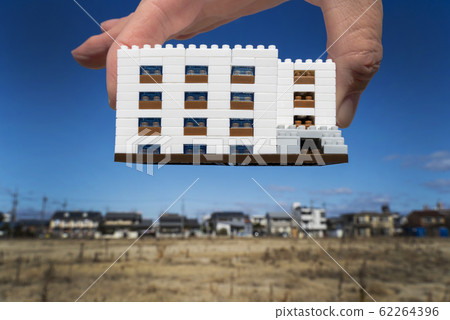 開放空間的大廈 62264396