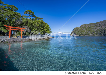 美濱三aki公園鳥居，駿河灣和富士山“沼田戶田” 62264659