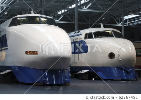 Linear / Railway: Tokaido Shinkansen (JNR train) 62267453