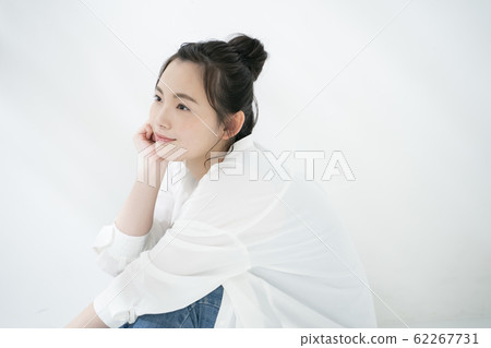 女性在她20歲的肖像 女性在她20歲的肖像 62267731