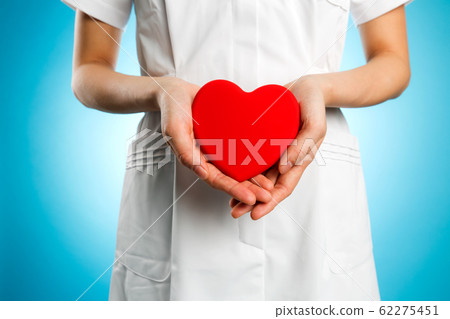 有心臟的護士。 62275451