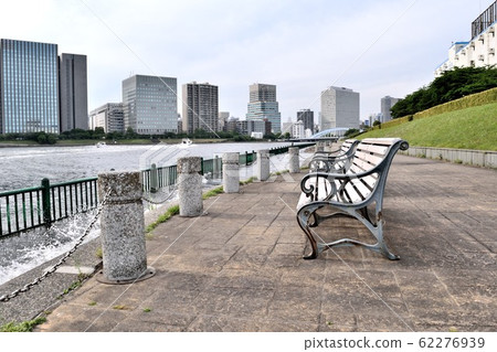 [Chuo-ku, Tokyo] Etchujima Park Promenade towards Eitai Bridge 62276939