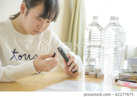 Inspection of emergency supplies (light) Inspection of emergency supplies (light) 62277675