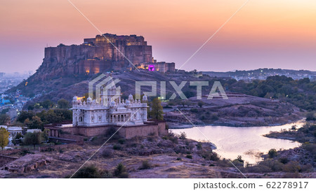 The Jaswant Thada and Mehrangarh Fort in The Jaswant Thada and Mehrangarh Fort in 62278917