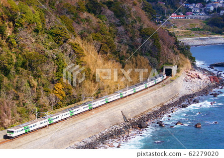 Great view of Izu: stripe painting, dancer (185 series, 10 cars) 62279020