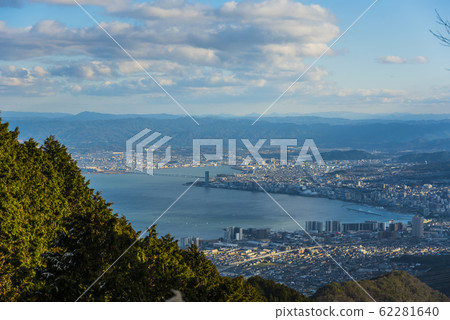 View of Lake Biwa 62281640
