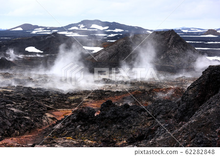Lavas field in Leirhnjukur Lavas field in Leirhnjukur 62282848