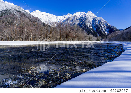 [Nagano Prefecture] Winter Kamikochi Northern Alps and Azusa River 62282987