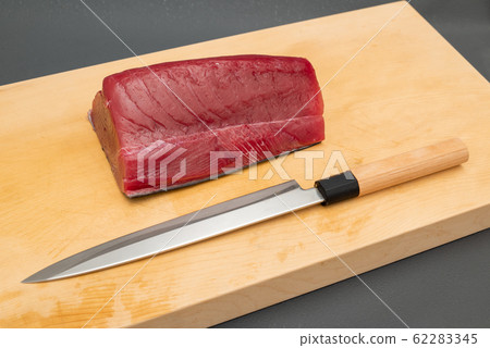 Saku and willow knife 62283345