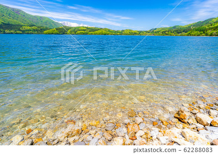 Lake Aoki early summer Nishina Sanko [Nagano Prefecture] 62288083