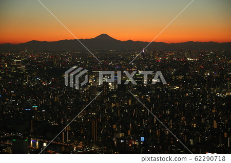 Sunset from Tokyo Sky Tree Sunset from Tokyo Sky Tree 62290718