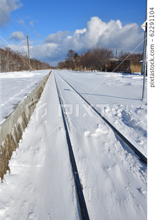 冬季拍攝北海道鹿部町JR鹿部站的雪景 冬季拍攝北海道鹿部町JR鹿部站的雪景 62291104