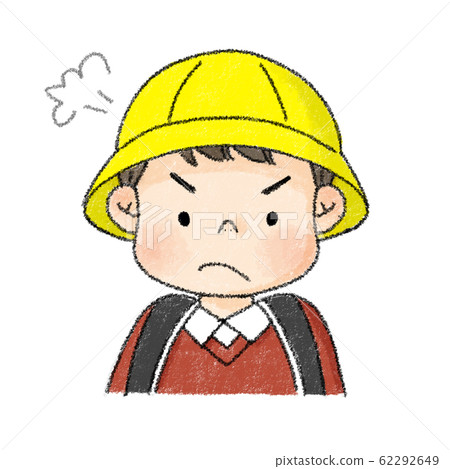 新生男孩表情生氣的臉 62292649