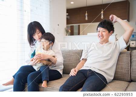 Men who do not take childcare Men who do not take childcare 62293953