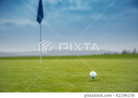 golf ball on green golf ball on green 62296156