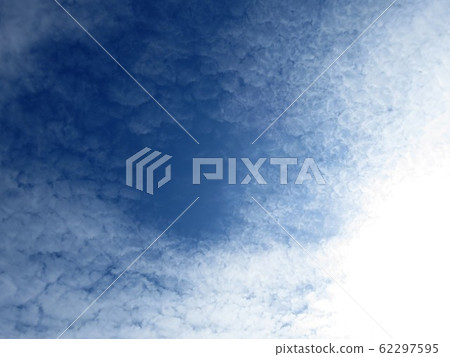 Winter sky 62297595