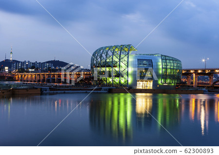 陰沉的島嶼 陰沉的島嶼 62300893