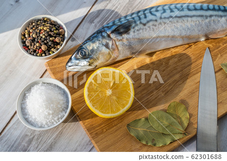 Fresh raw mackerel fish with cooking ingridients Fresh raw mackerel fish with cooking ingridients 62301688