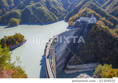 Autumn small Shibu dam 62304920