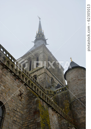 聖米歇爾山尖頂 聖米歇爾山尖頂 62305013