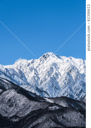 Winter scenery of Hakuba Village (Mt. Goryu) 62306613