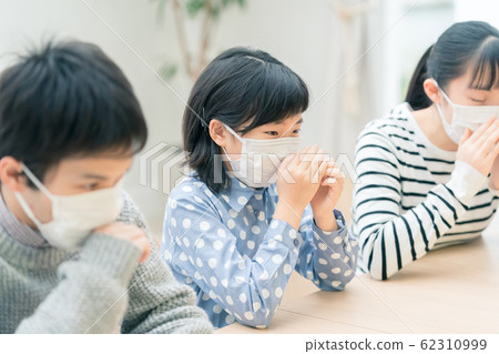 面具孩子 62310999