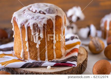 Easter or pasha cake kulich. Easter or pasha cake kulich. 62312074
